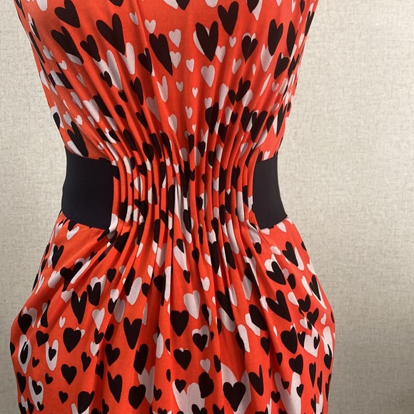 Jessica Simpson Heart Dress size 2 - Picture 3 of 8
